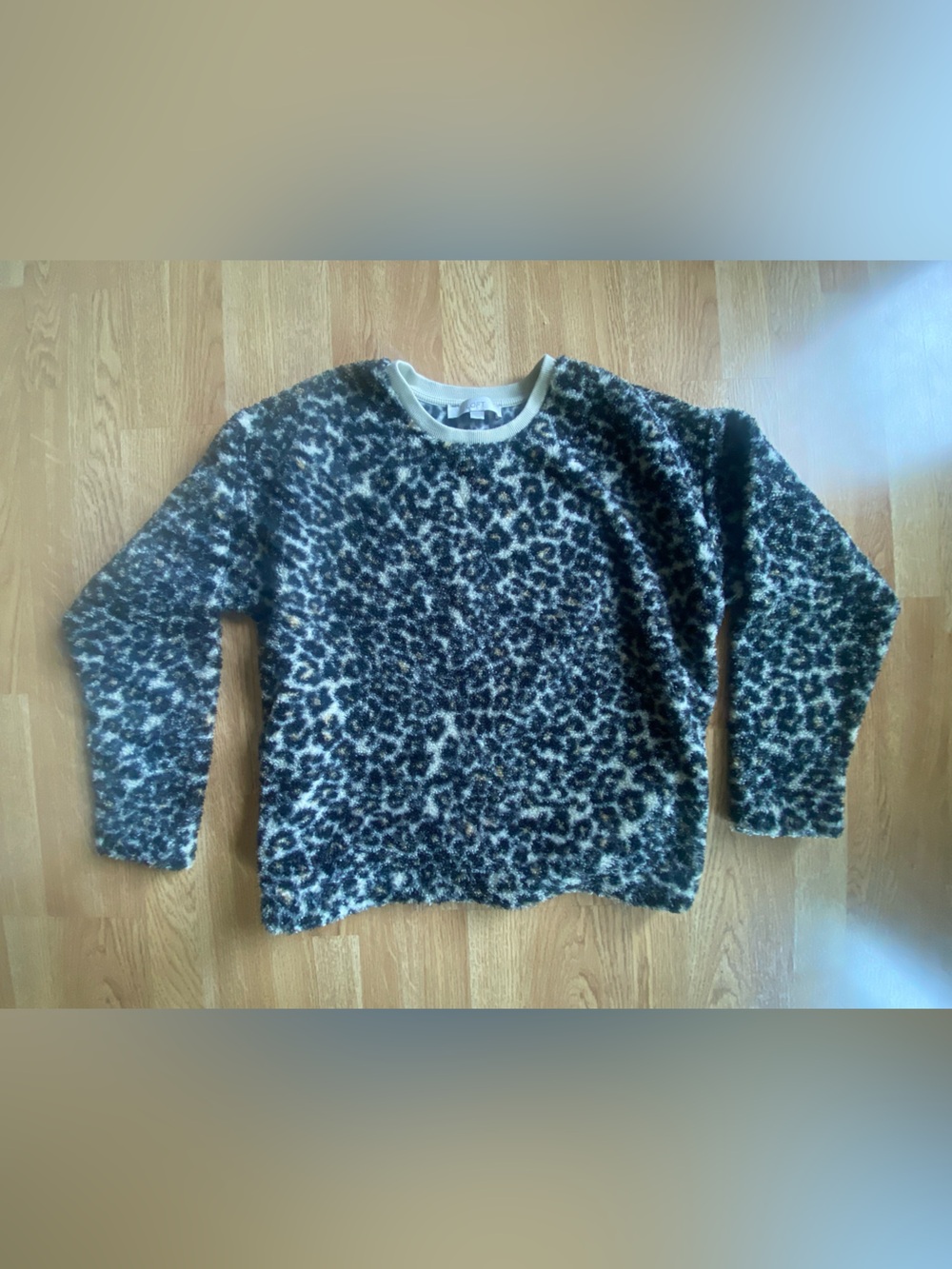 LOFT pullover sweater animal print